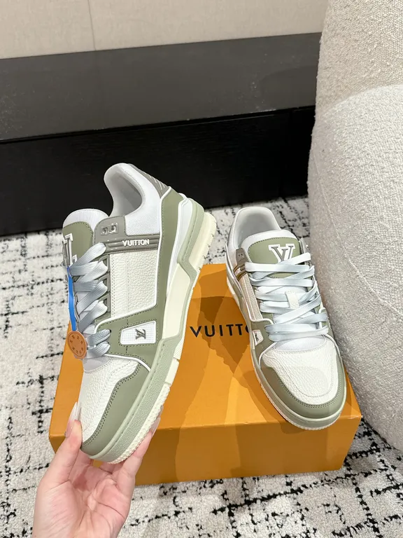 Louis Vuitton Shoe 